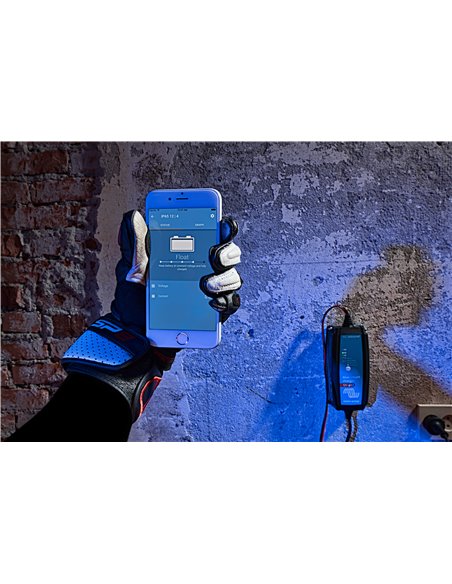 Blue Smart IP65 Charger motorcycle with iPhone