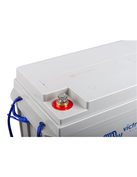 Lead-carbon battery 12V-106Ah - close-up